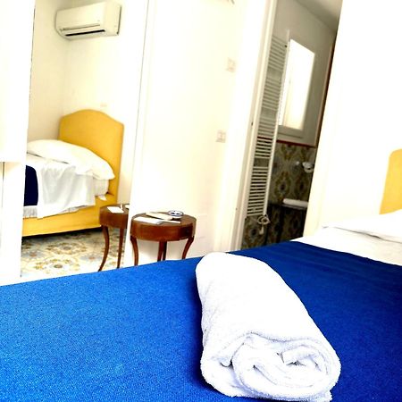 I Tre Soli Apartments By Caprirooms Exterior foto